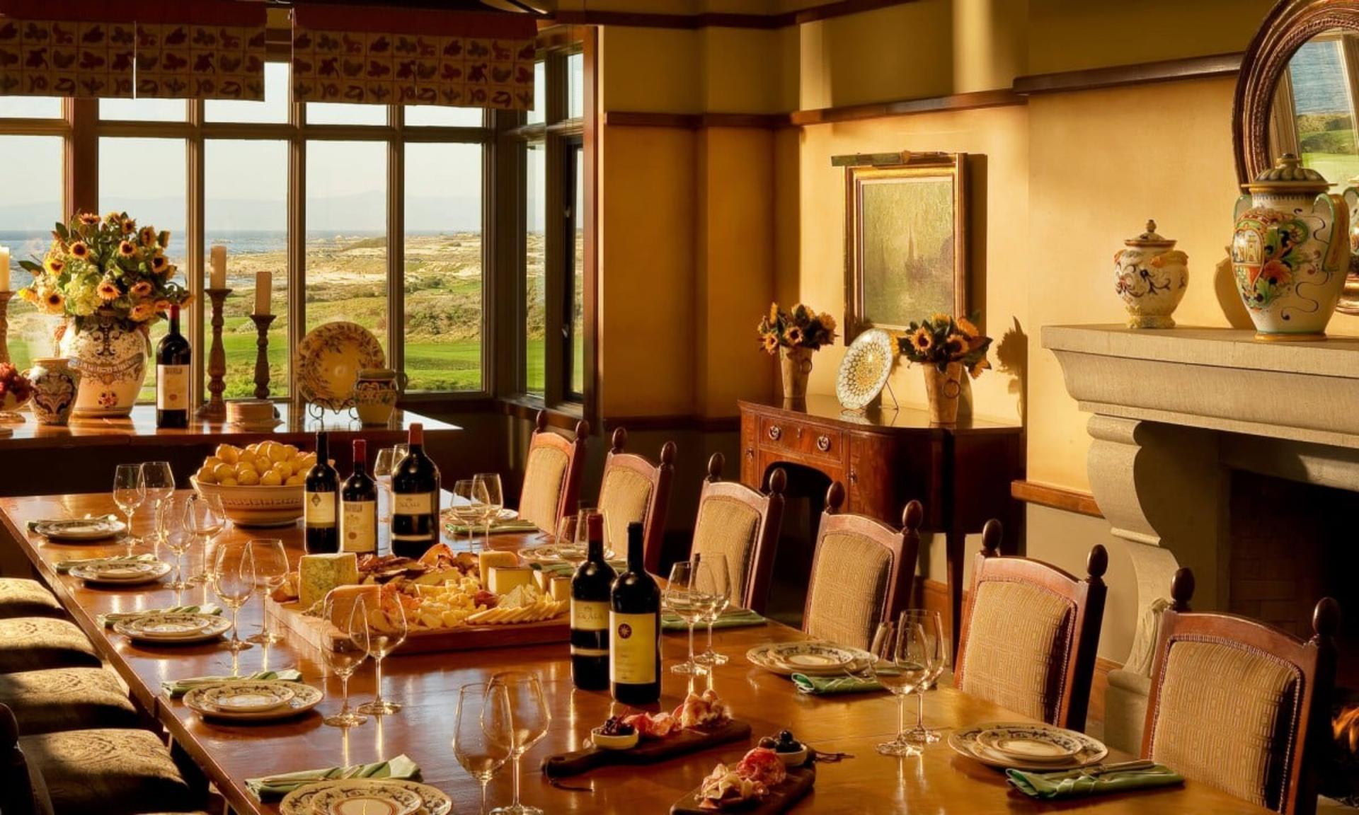 Tuscan Room