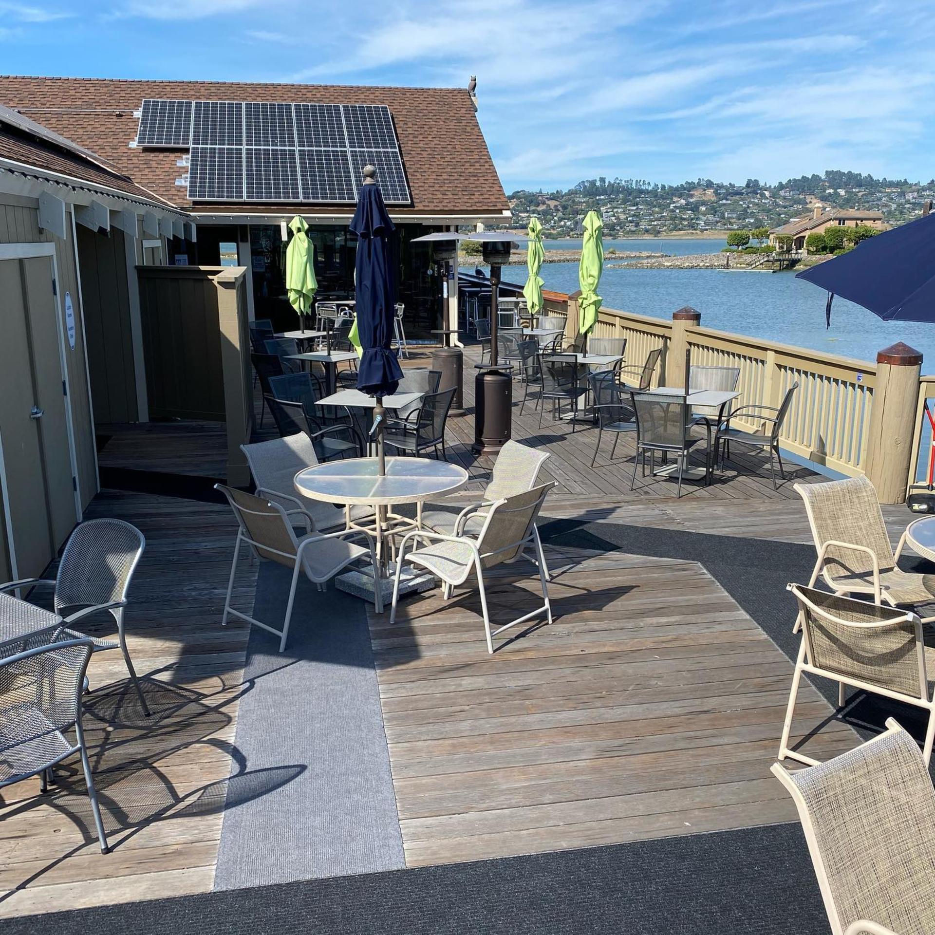 Mahogany Bar And Patio 