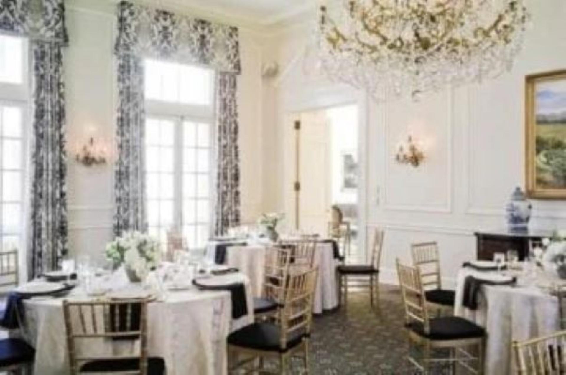 The Ray Dining Room