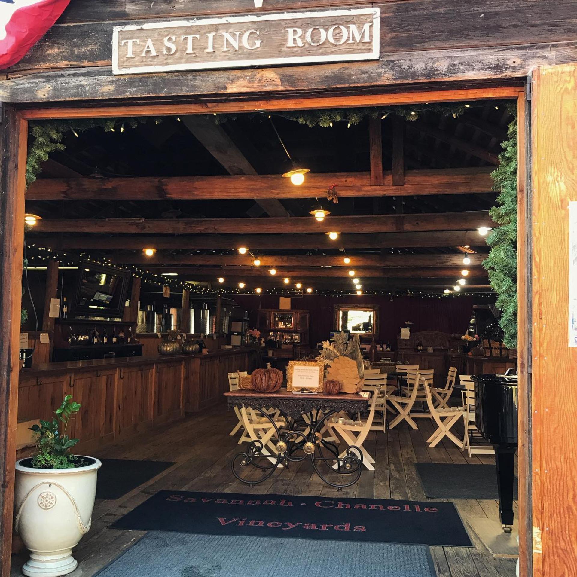Indoor Tasting Room