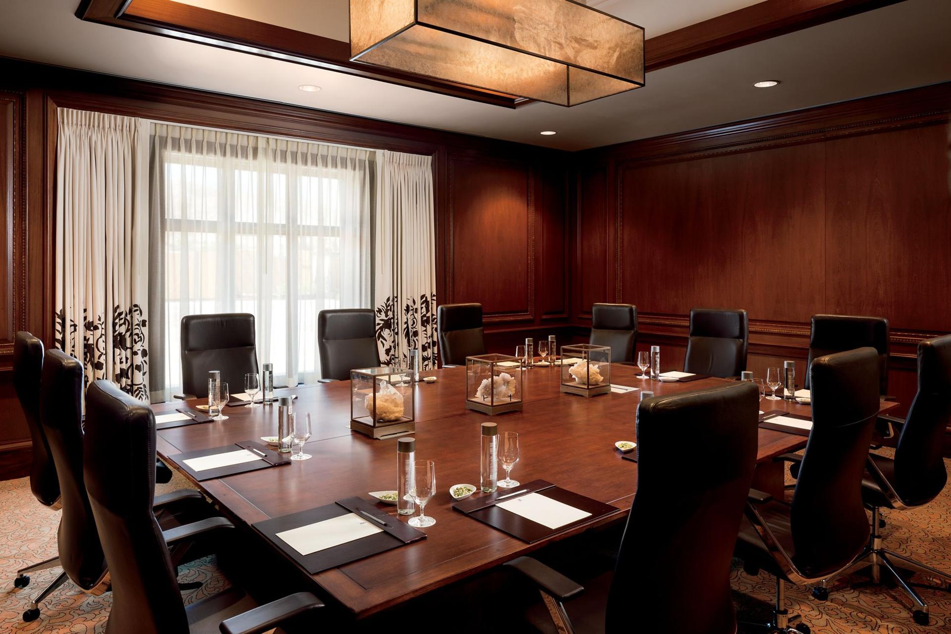 Gerald Ford Boardroom i