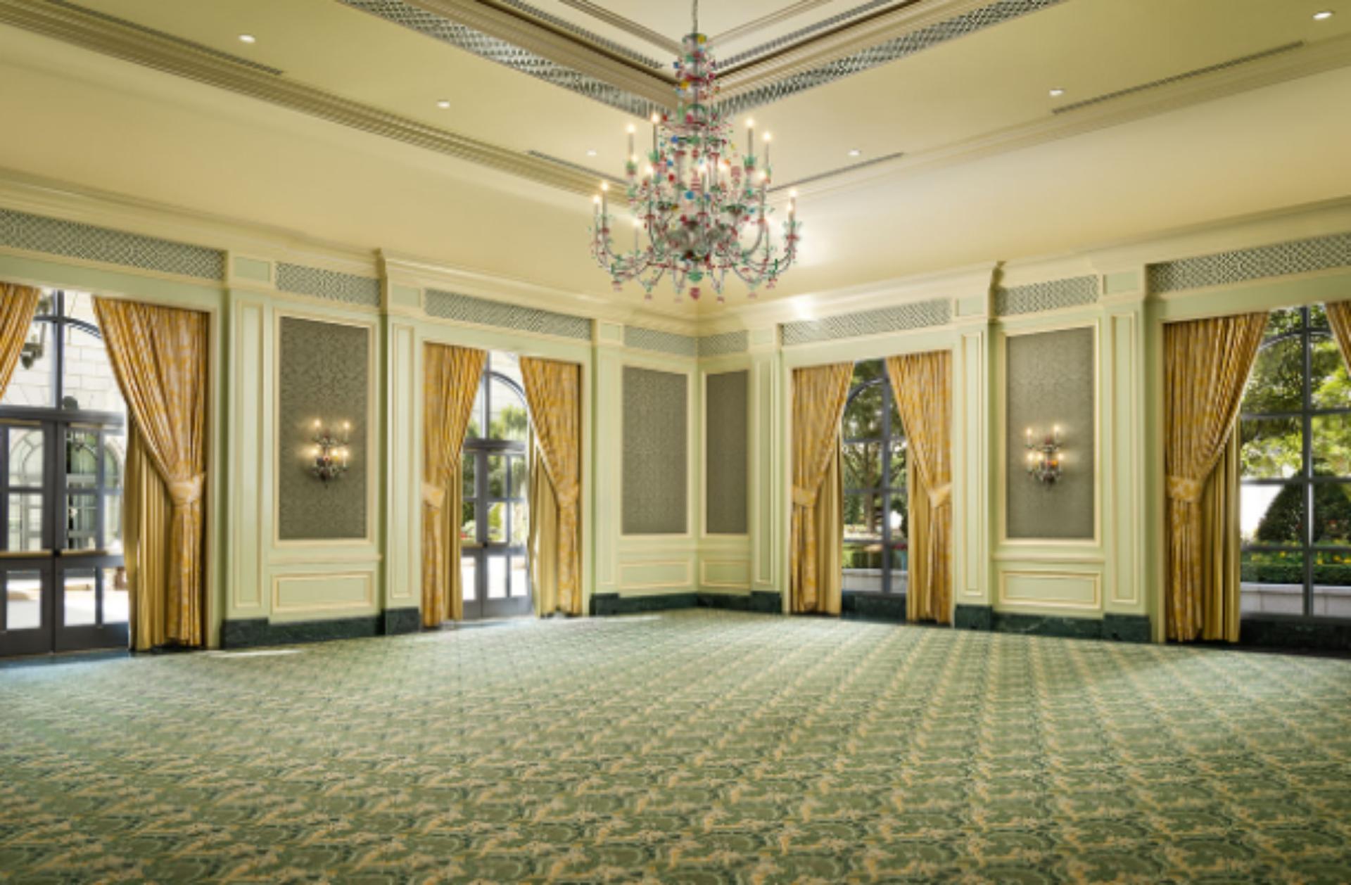 Murano Garden Salon