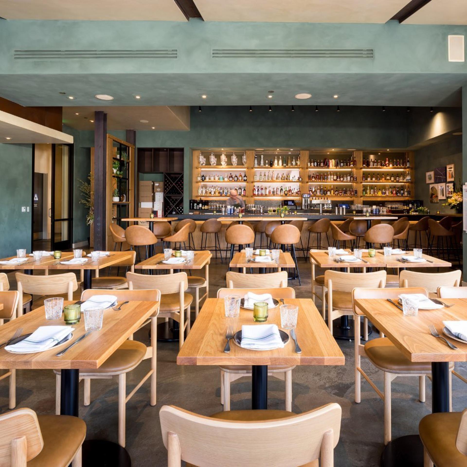 Main Dining Room (High Top Tables