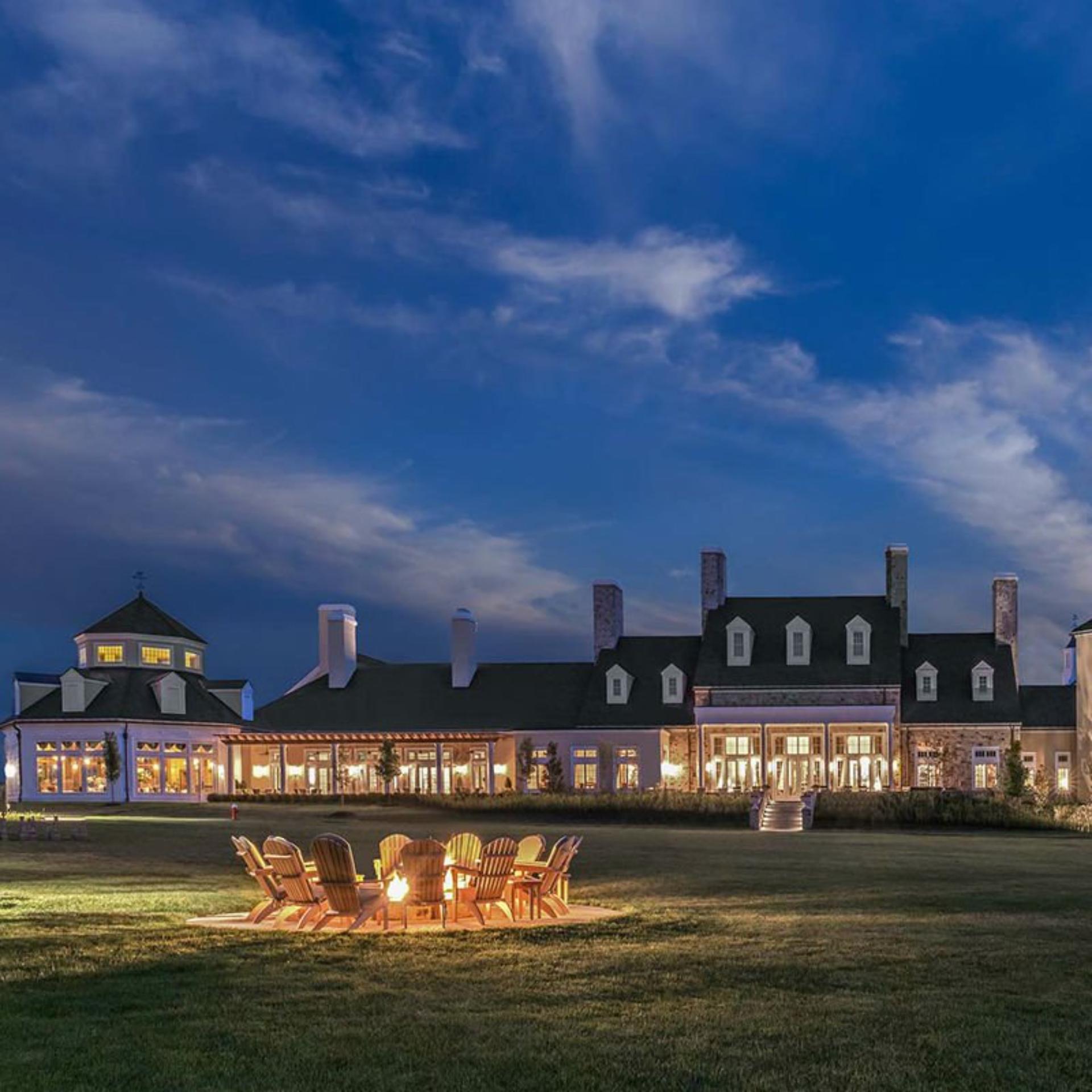 Grand Lawn