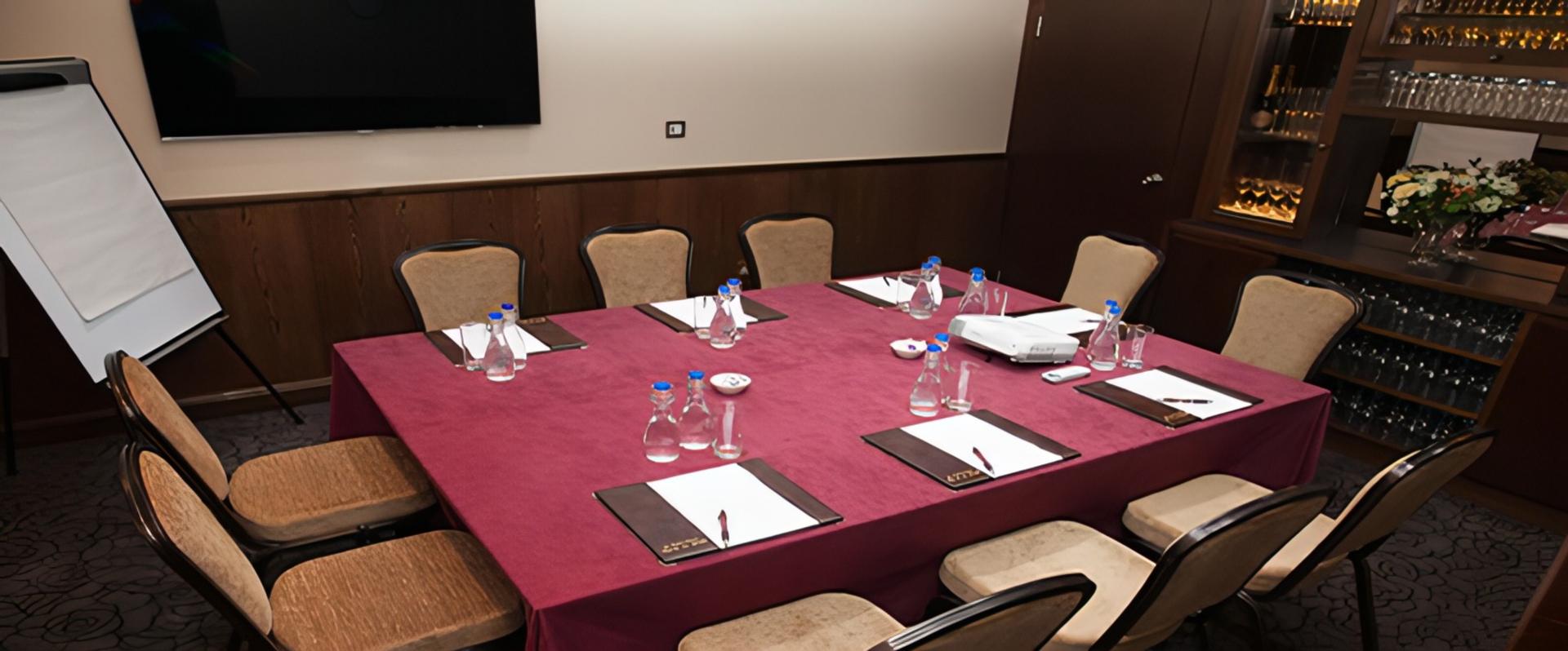 Colet Room