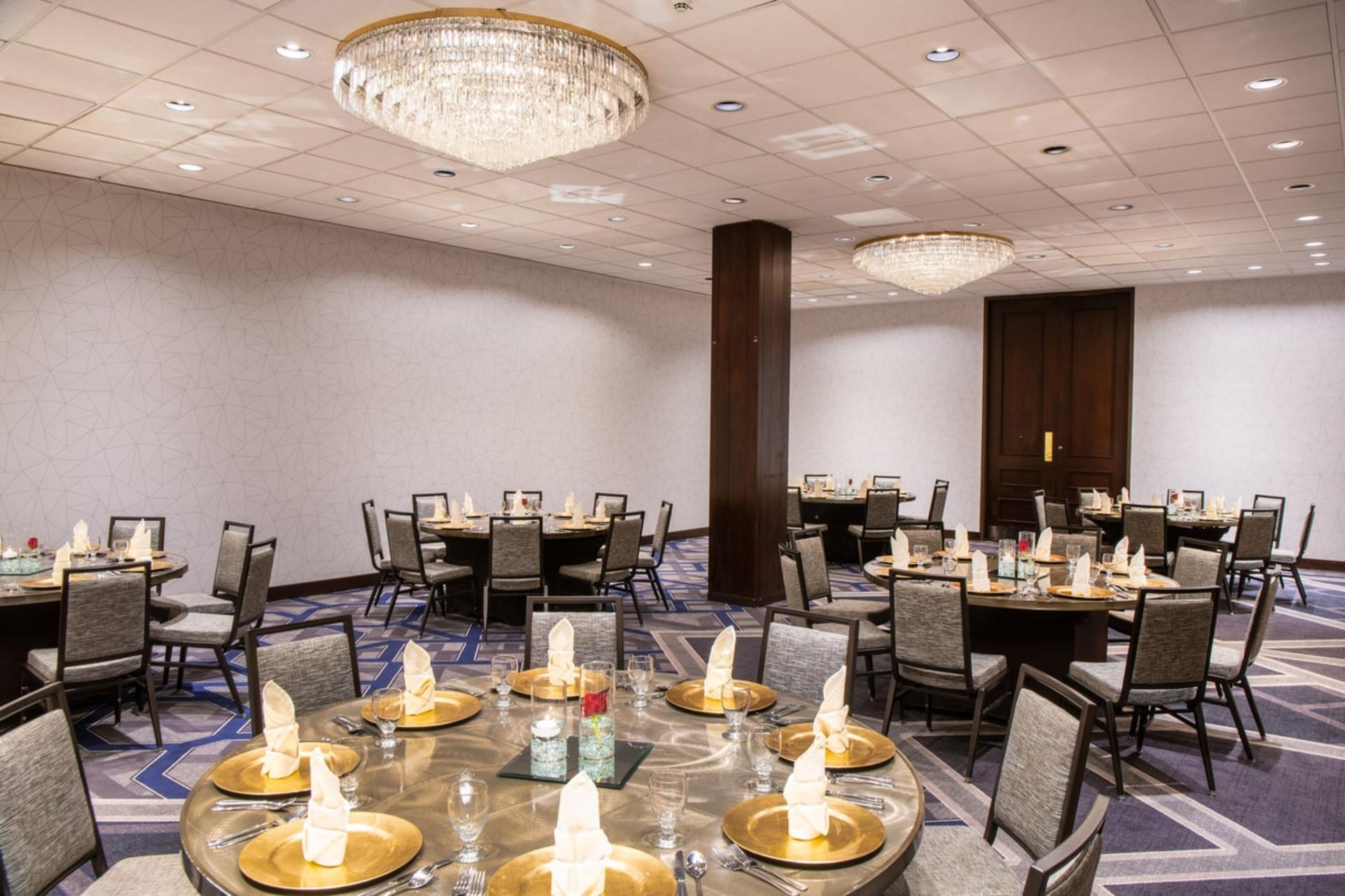 Monument Suites