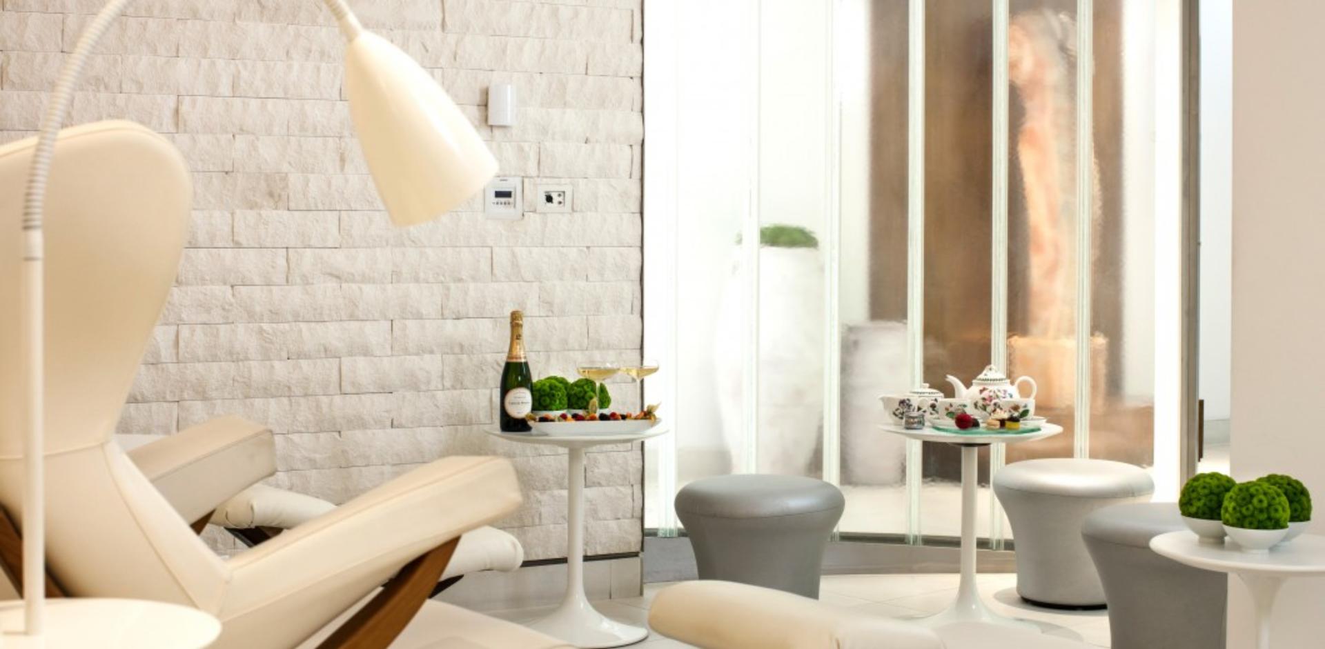 Agua London