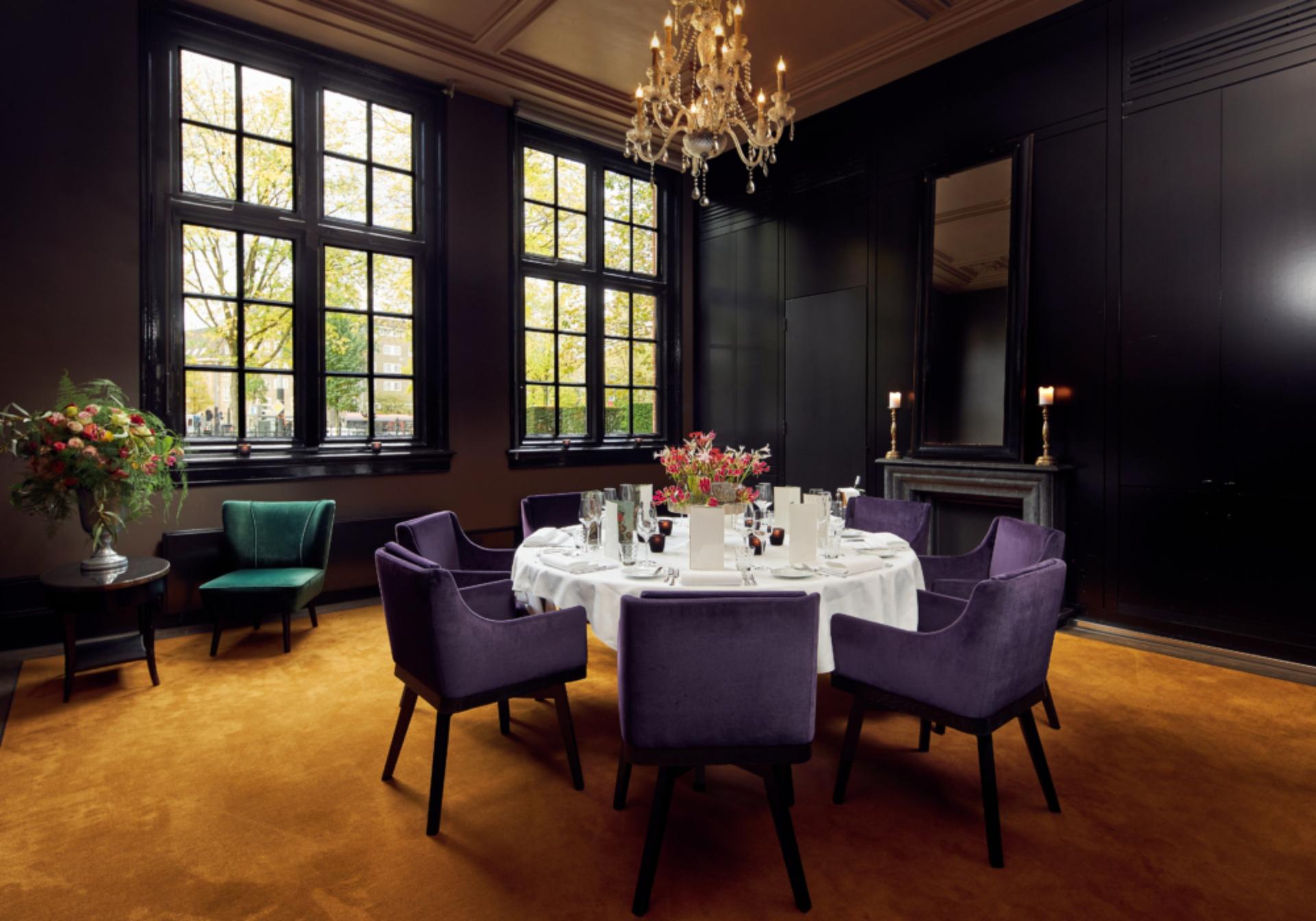 Van Baerle Salon