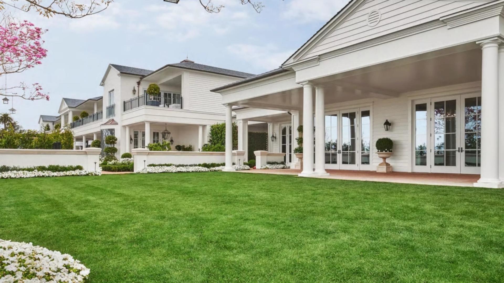 Ballroom Lawn
