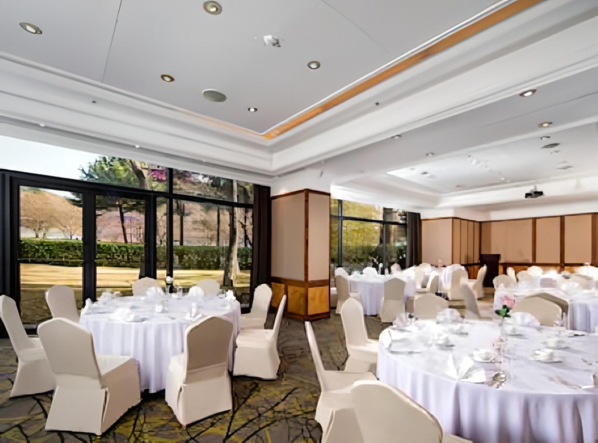 Pine Room Section B