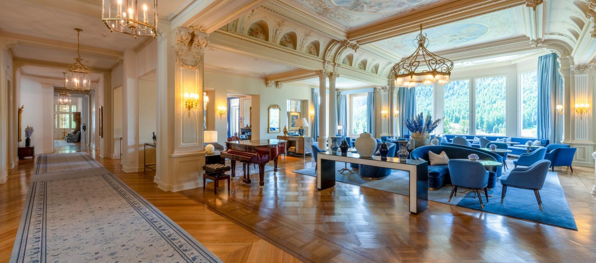 Hotel Lobby