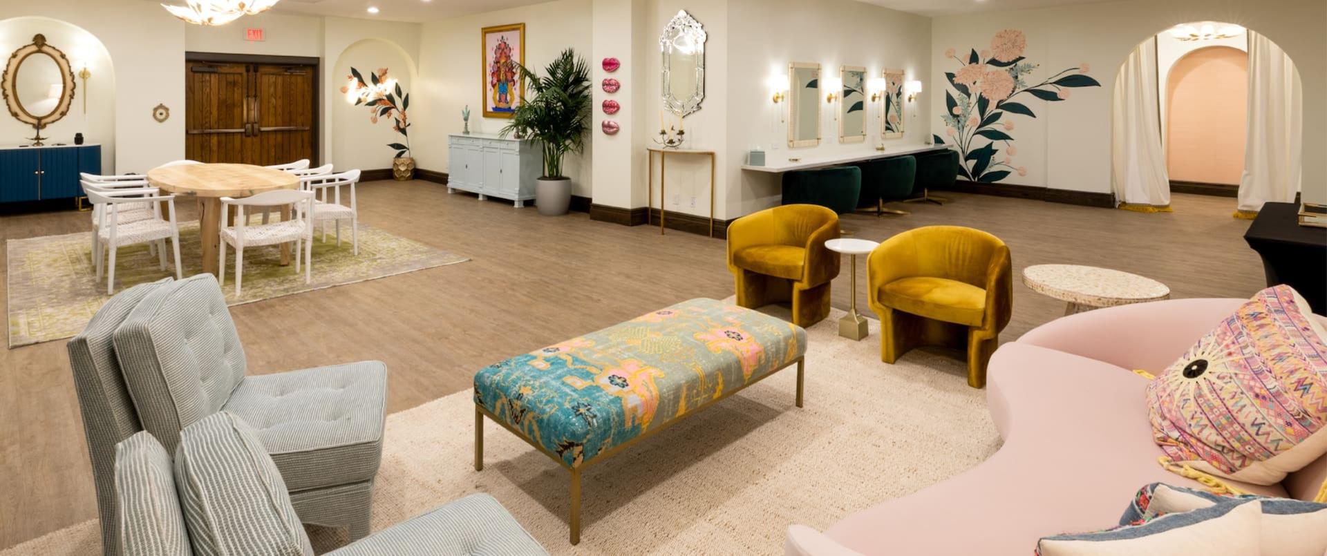 Dahlia Lounge