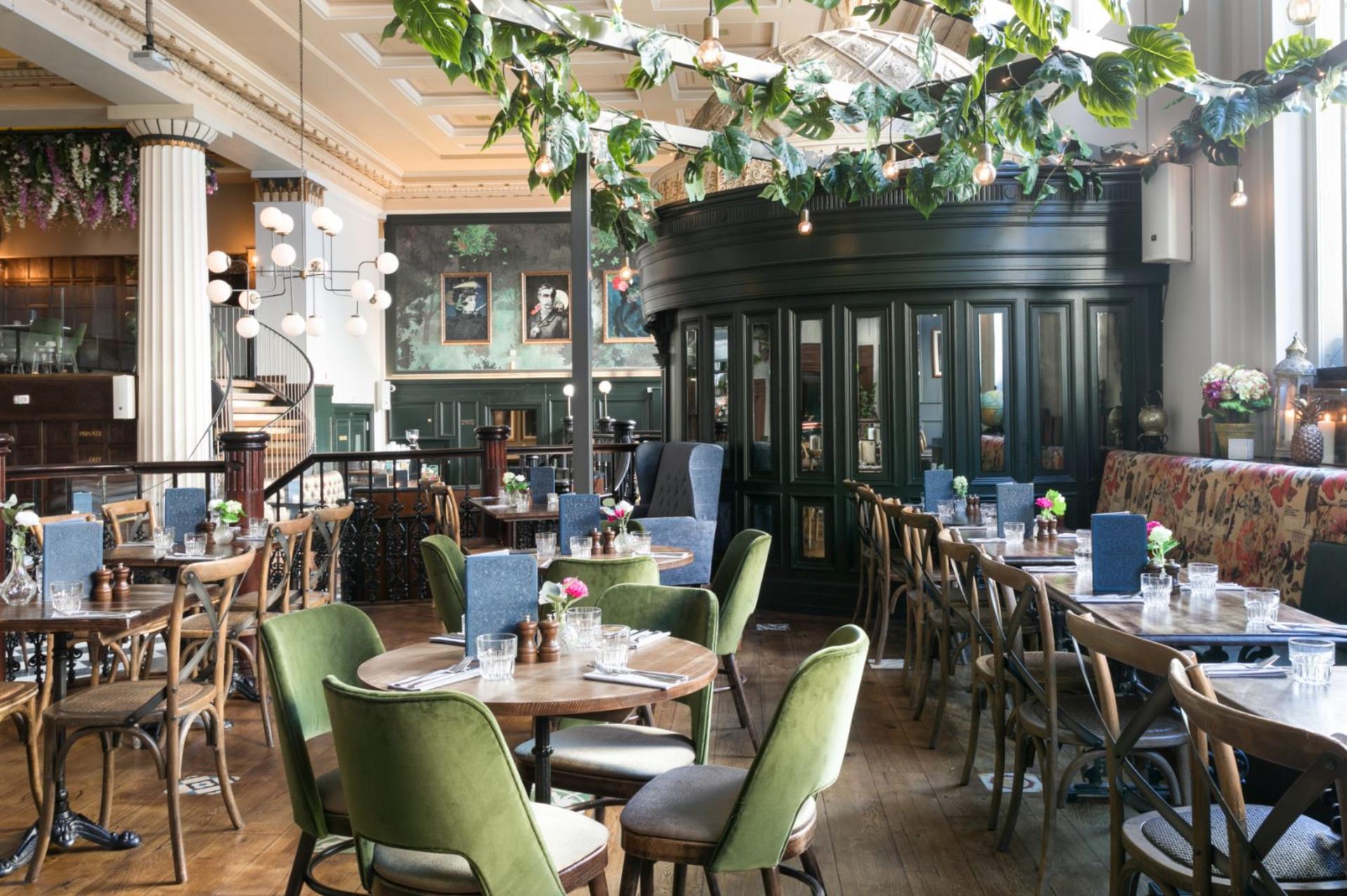 Main Dining Areas