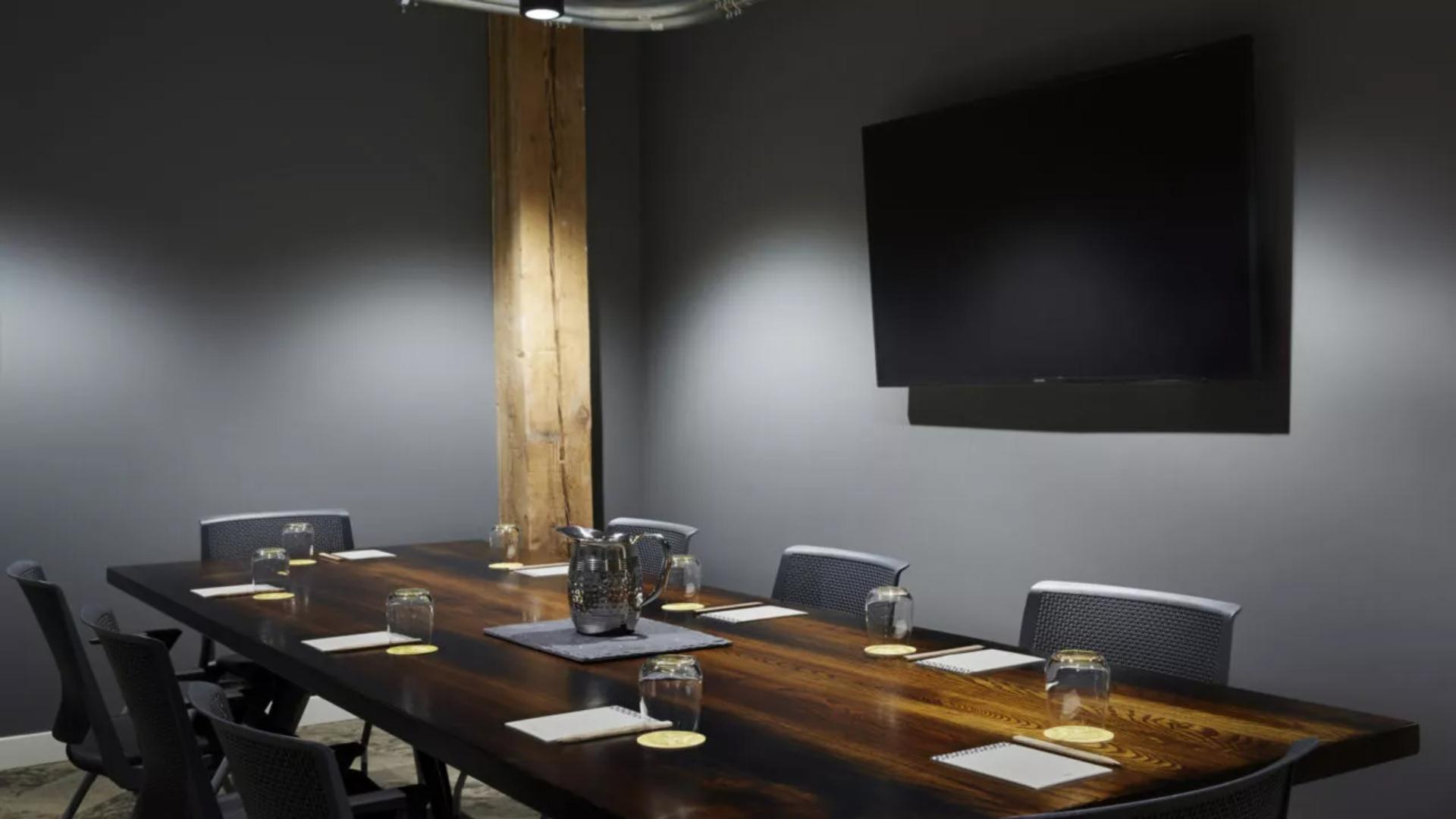 Jackson Boardroom