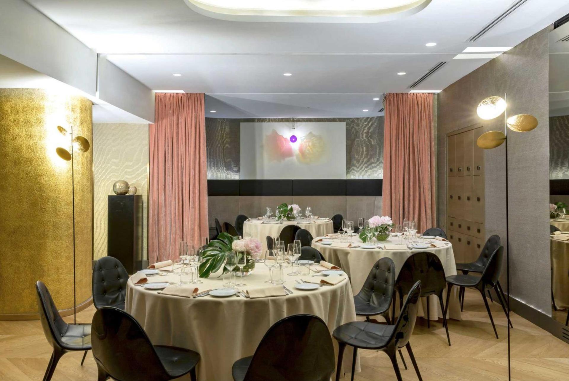 Roses Restaurant