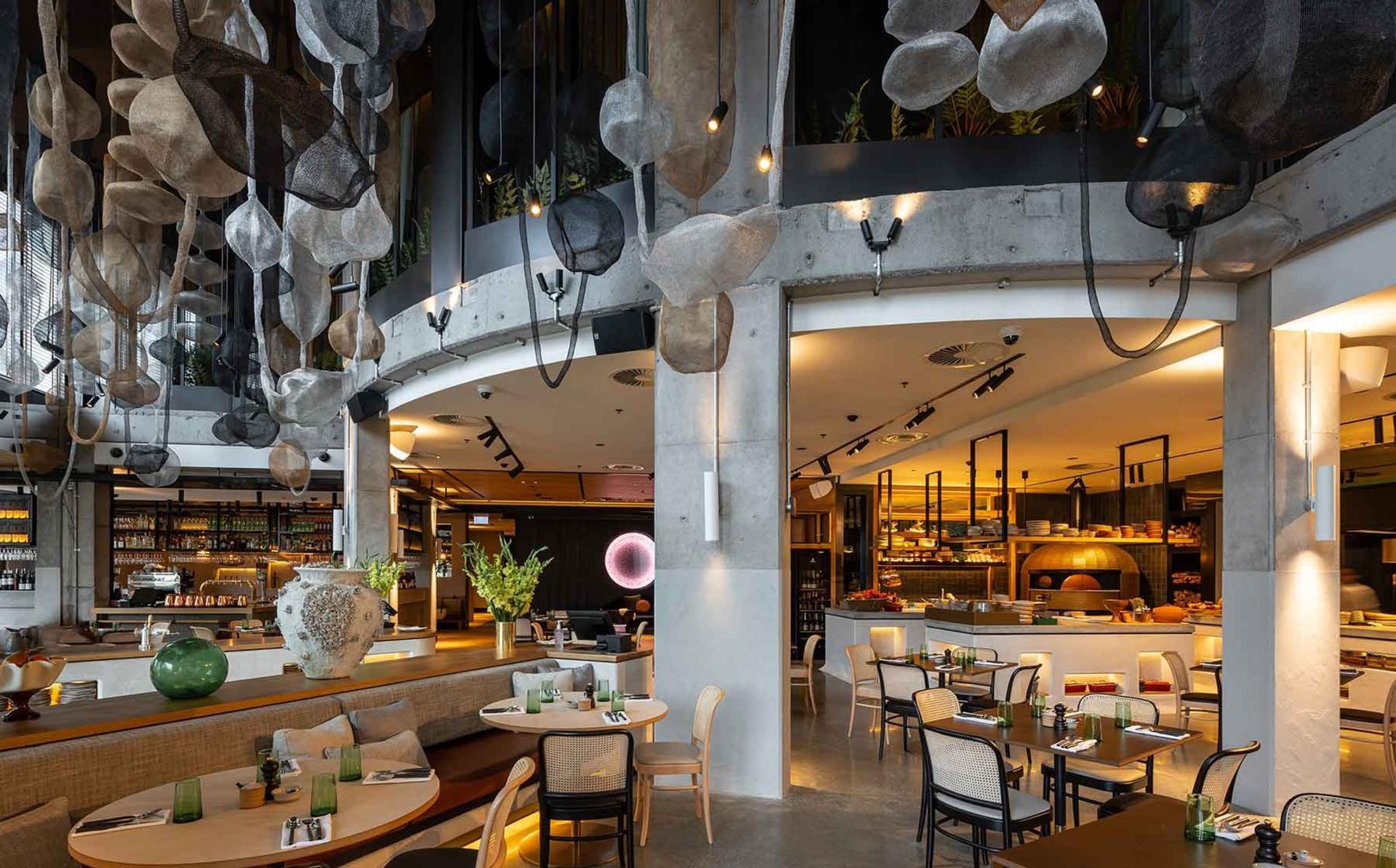 Esther Restaurant