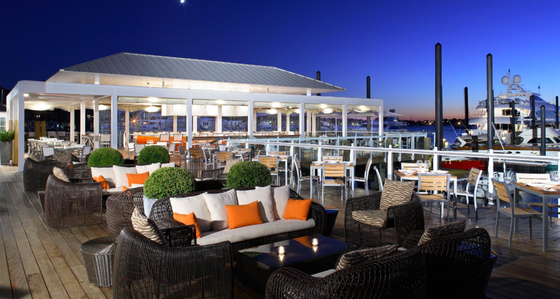 Hotel Deck