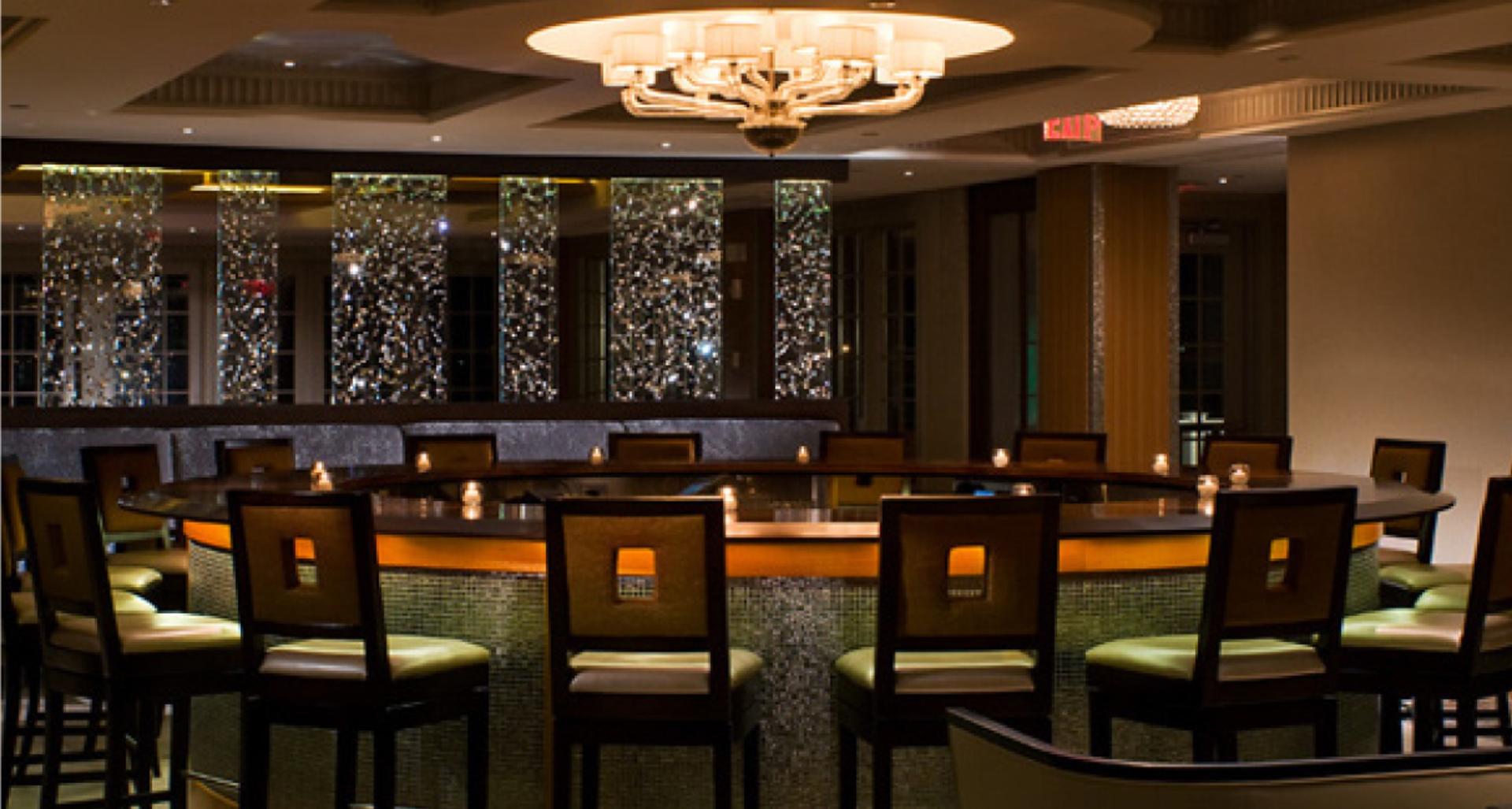 The Grill, Oval Bar & Lounge - The Oval Bar
