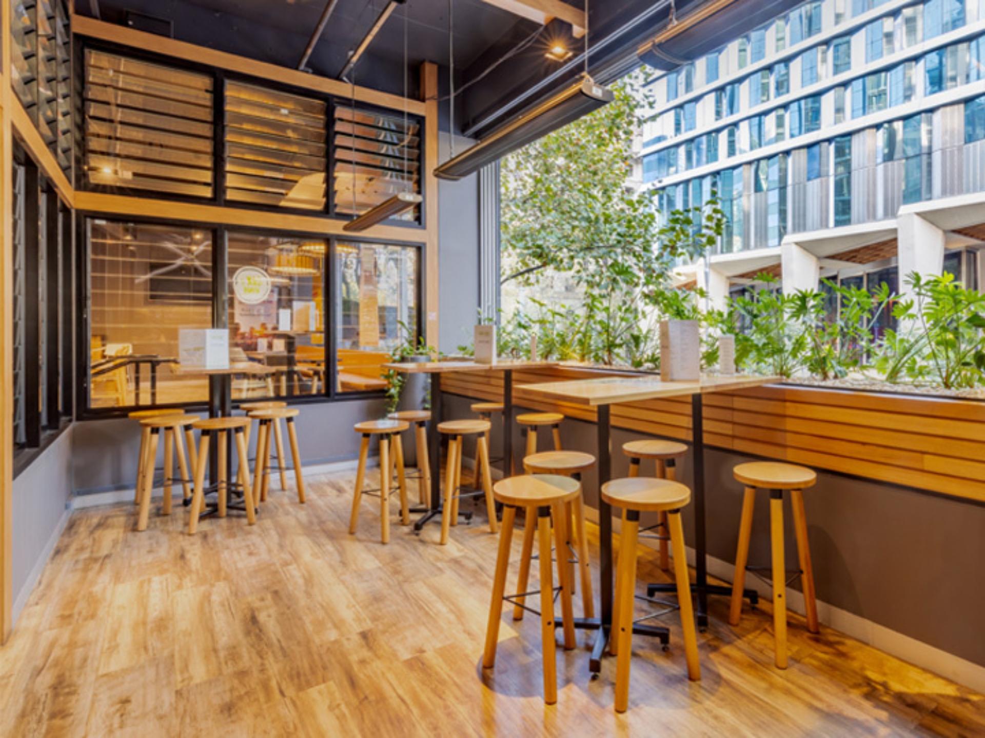 Oak & Vine Restaurant