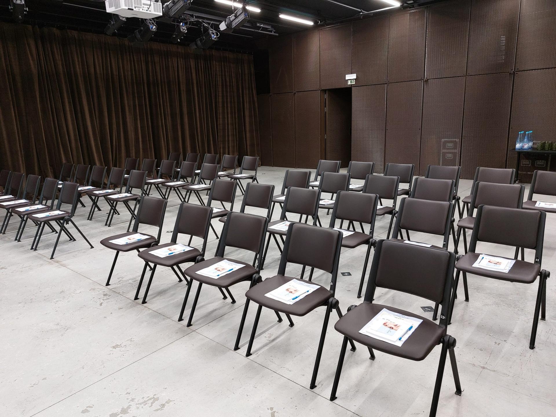 M.Ou.Co Room
