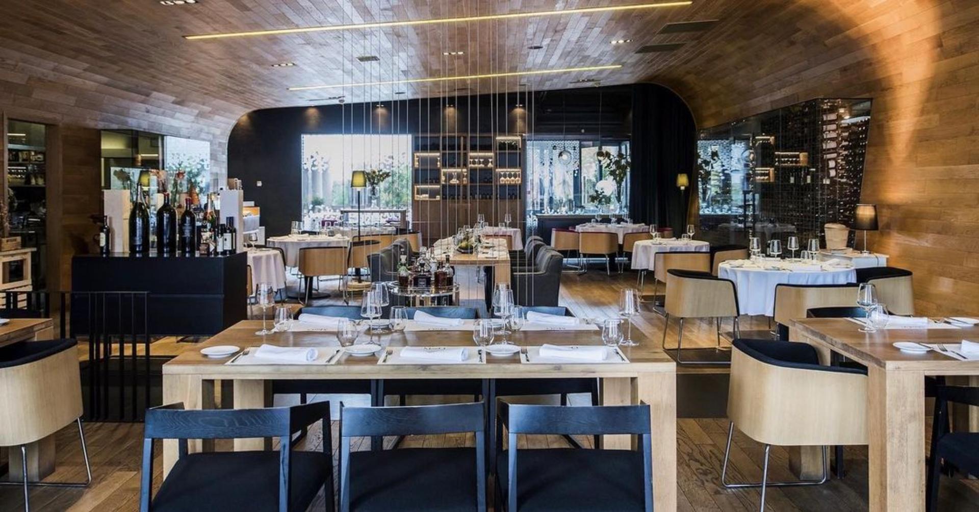 Restaurant Hall