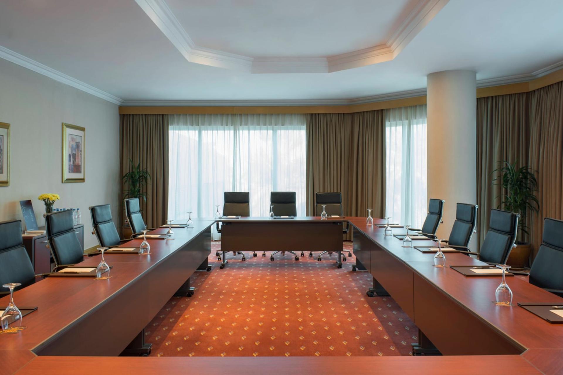 Panorama Room