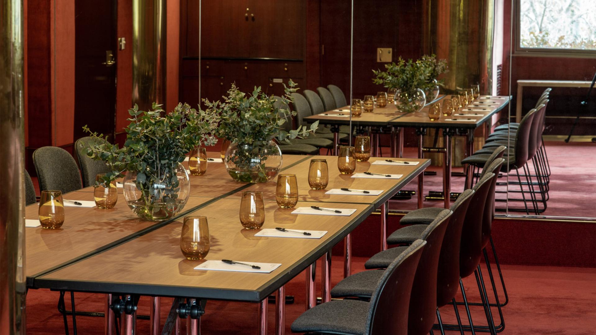 Plaza Room