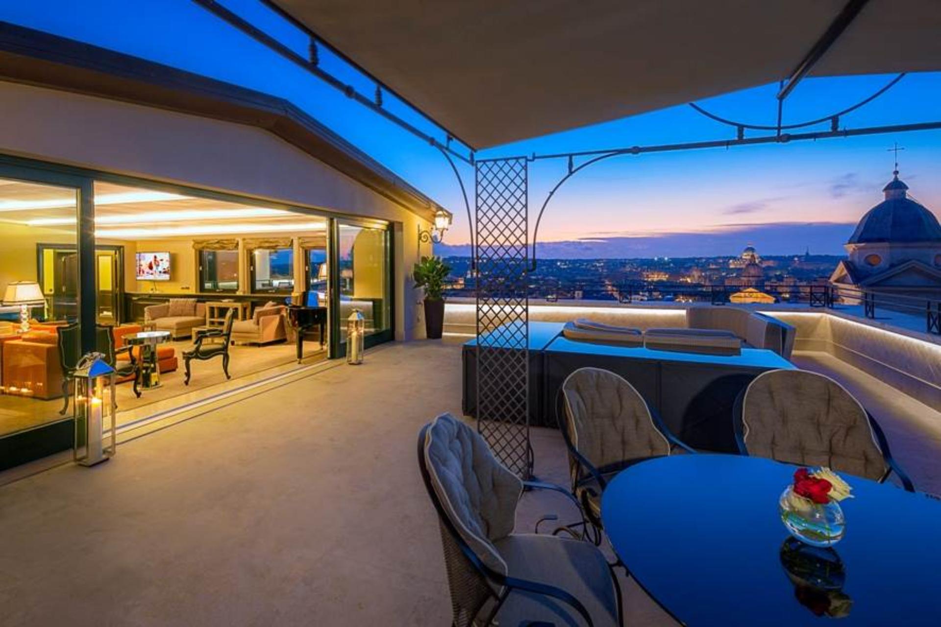 Penthouse Villa Medici Suite Terrace