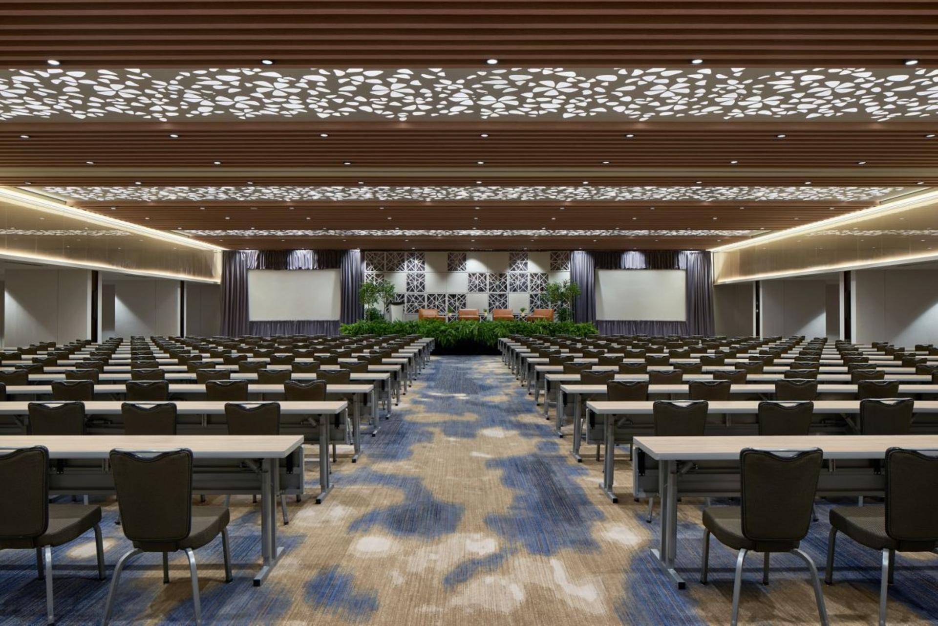 Potomac Salon 2