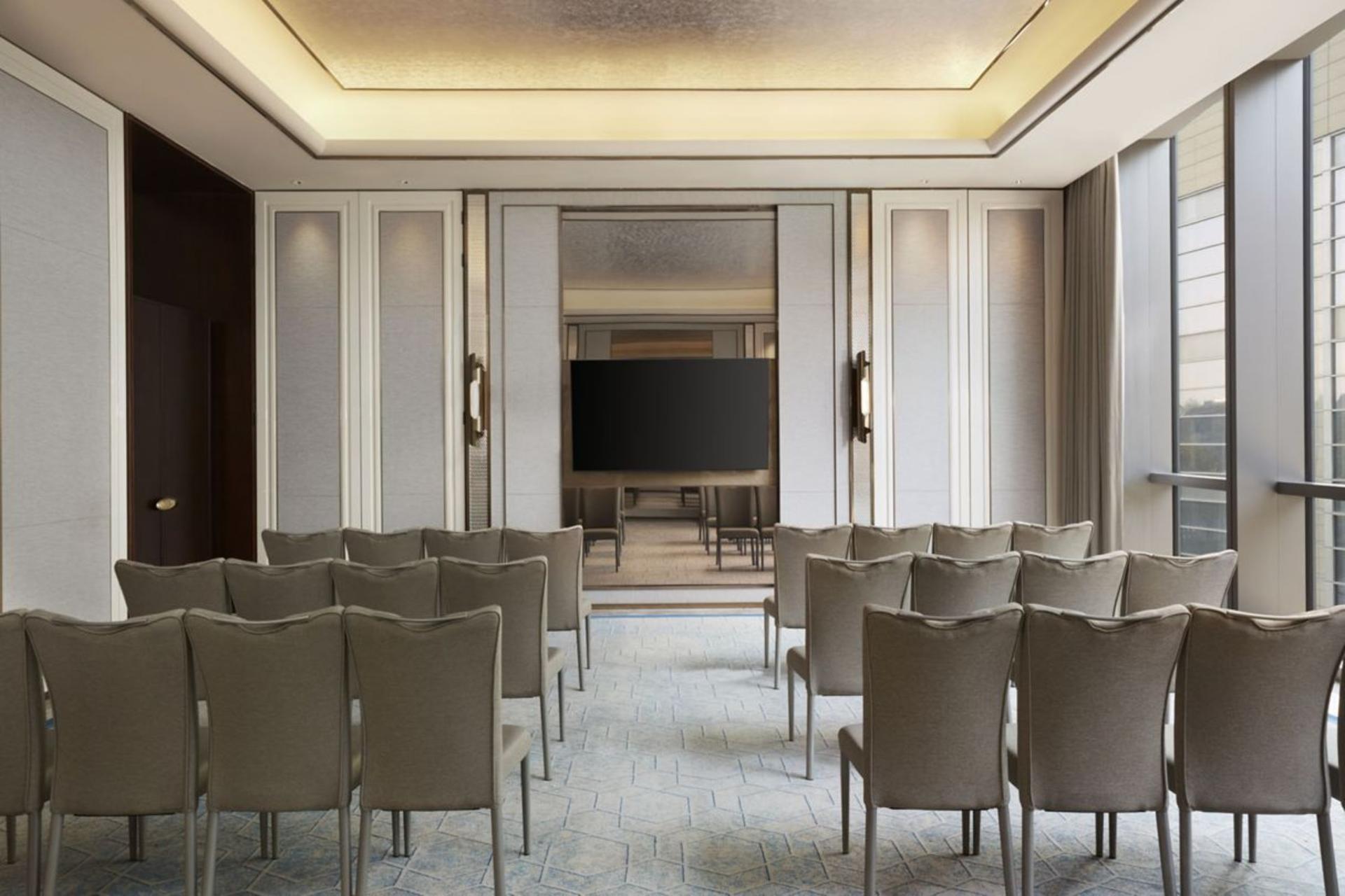 Caroline Meeting Room 2