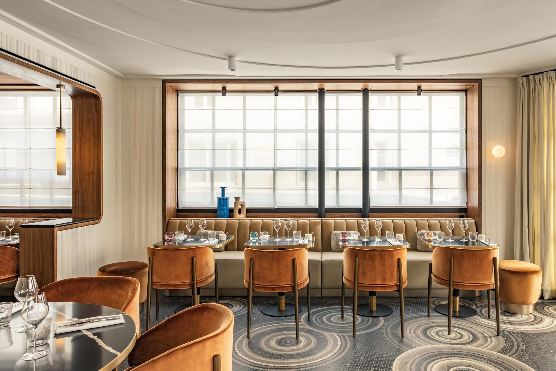 Full Buyout of Les Parisiens (Les Parisiens Restaurant by Thibault Sombardier)