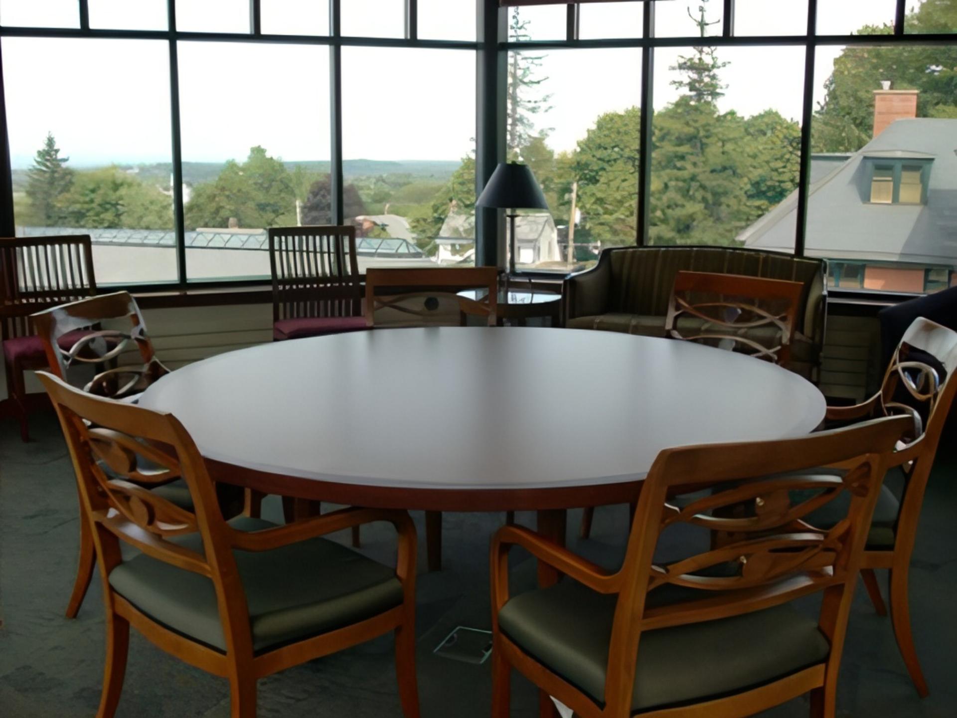 Vista Room
