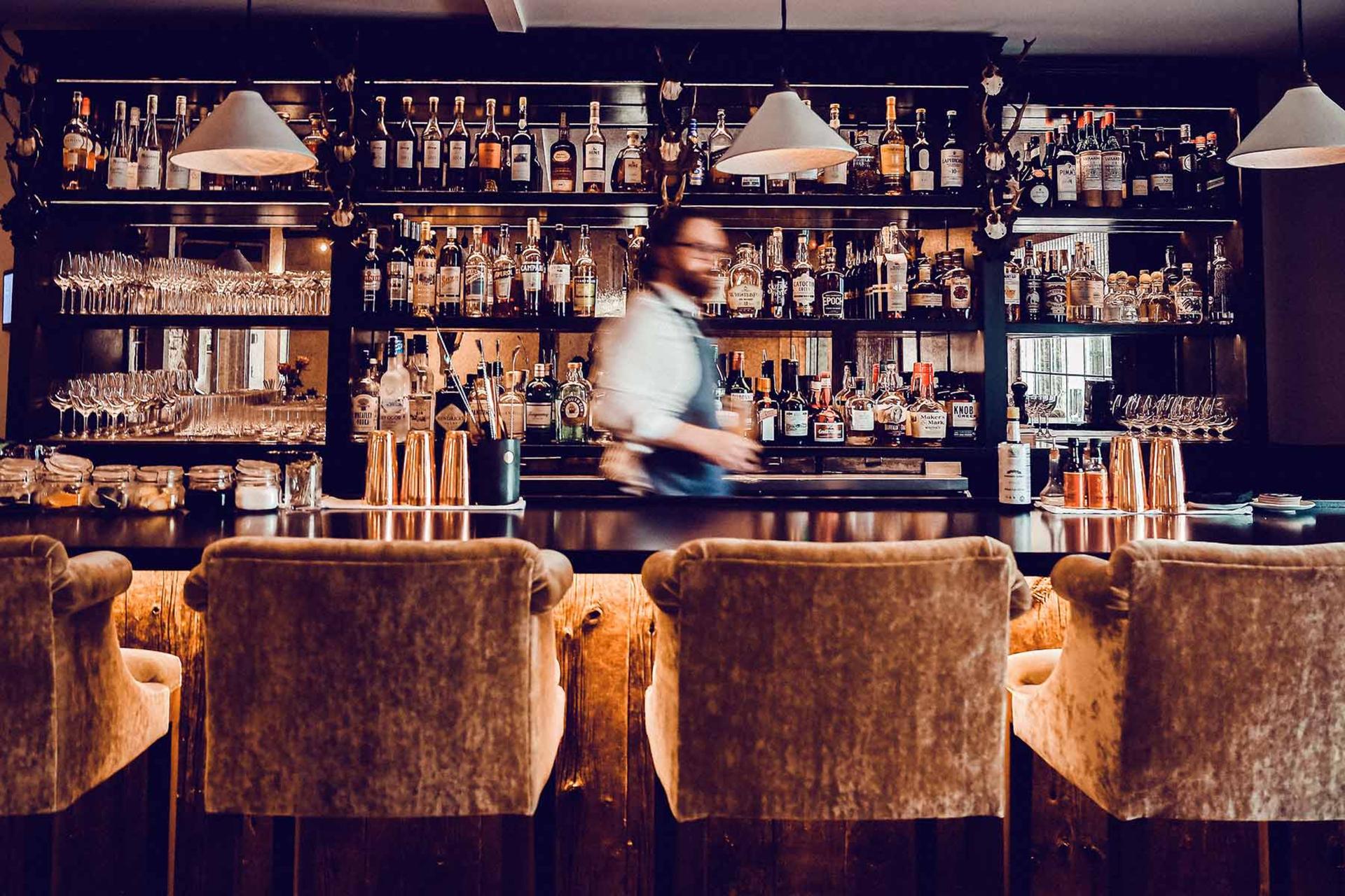 The Bar & Lounge