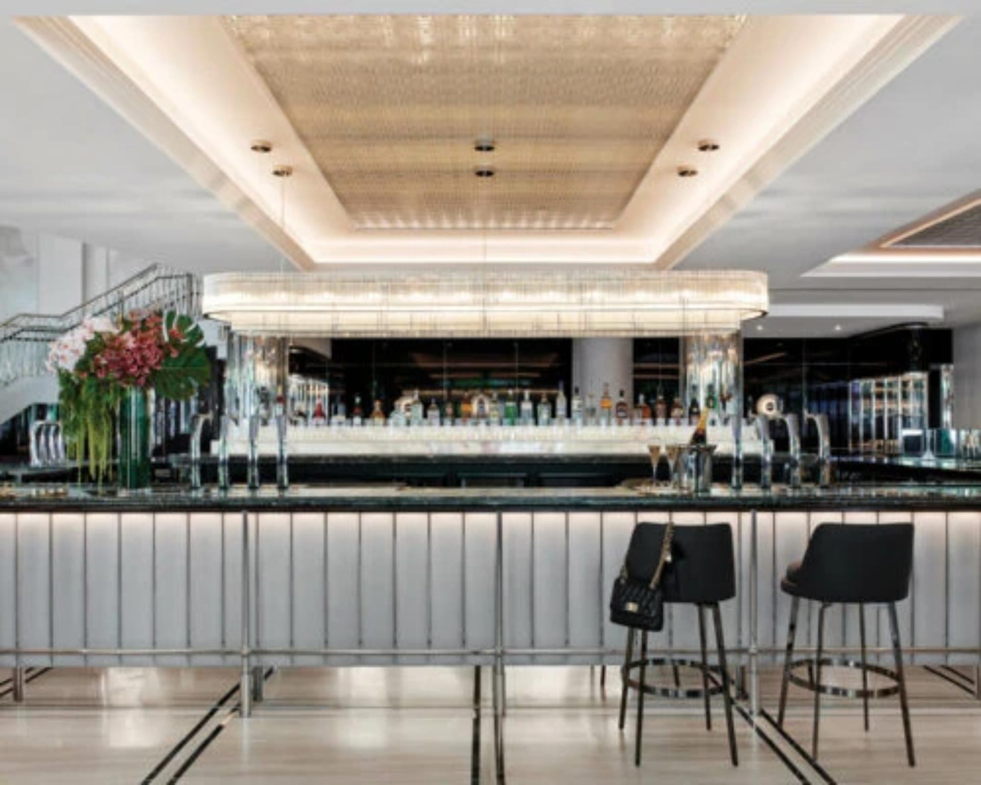Showroom Bar (Lounge)