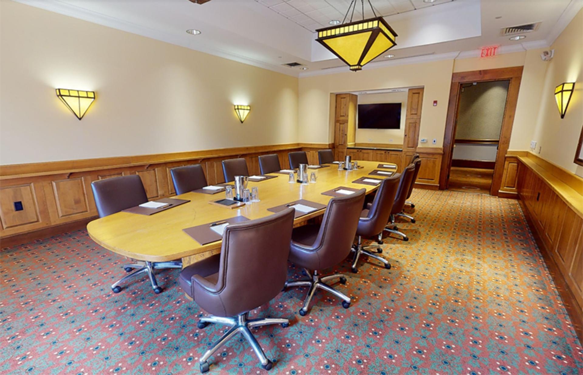 Fontana Bay Boardroom
