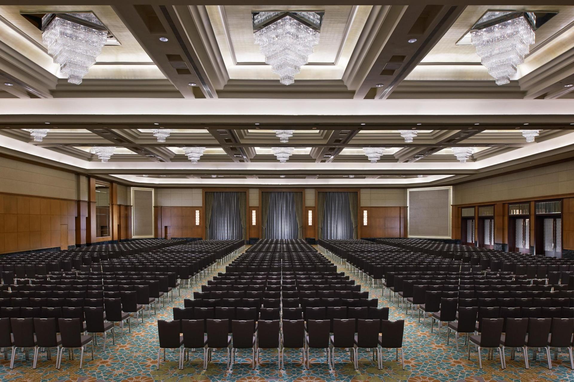 Sapphire Room