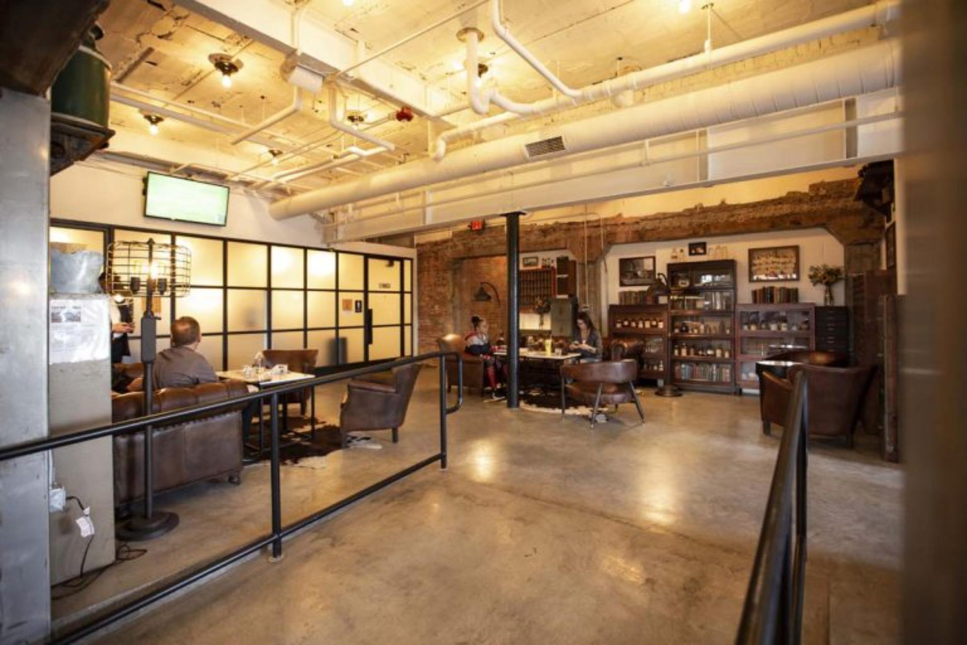 Budd’s Lounge