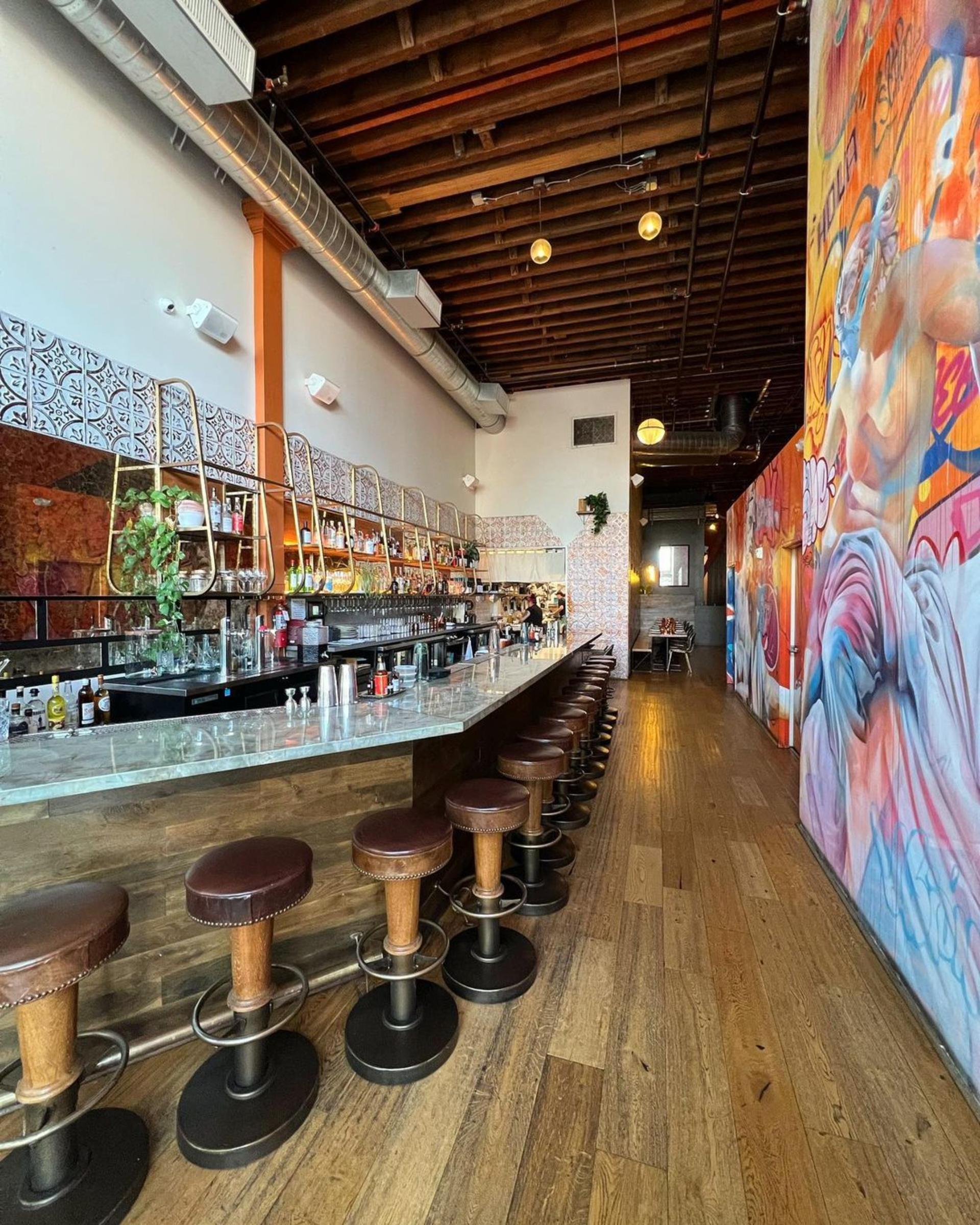 Bar