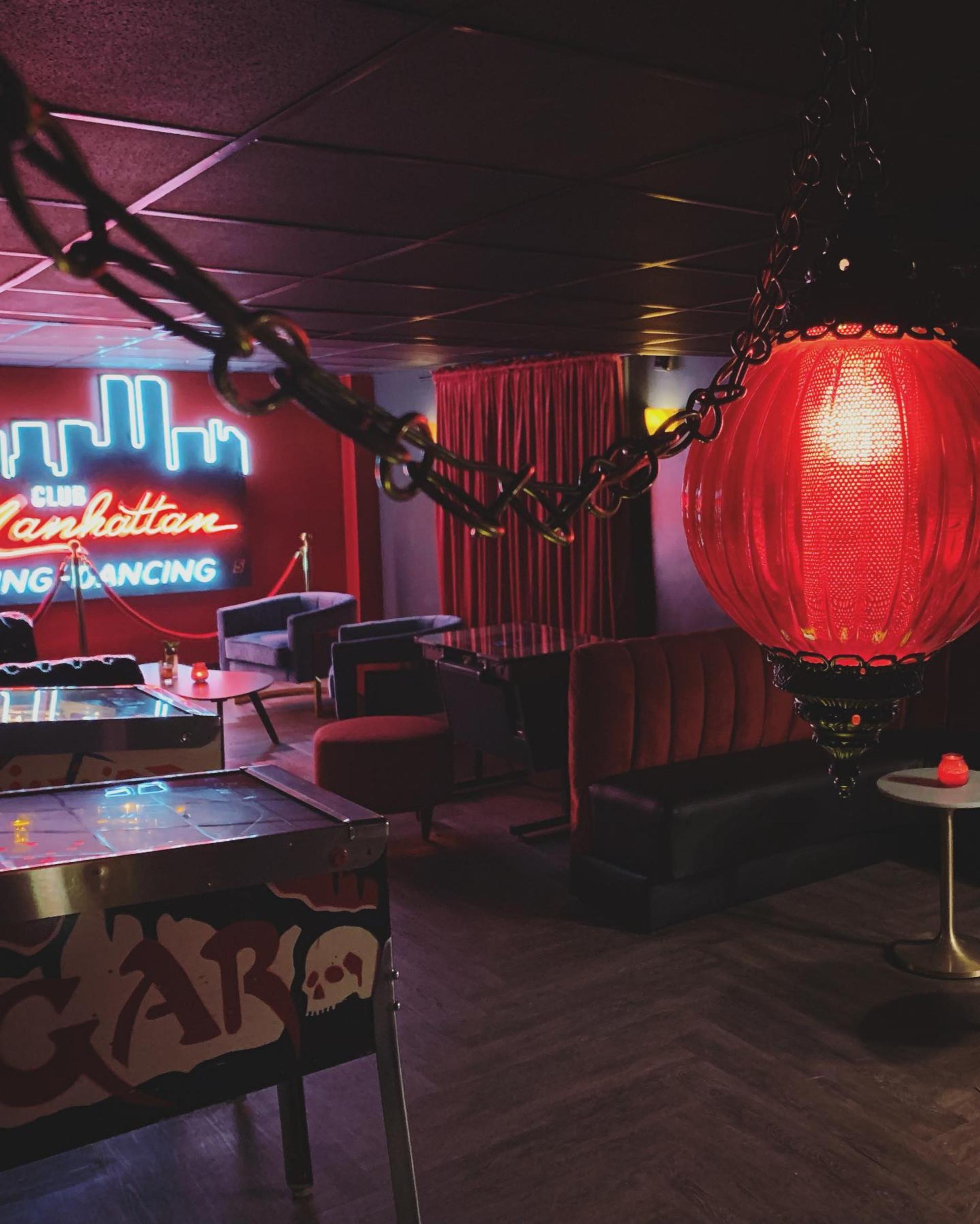 Quarters Arcade Bar - Downtown