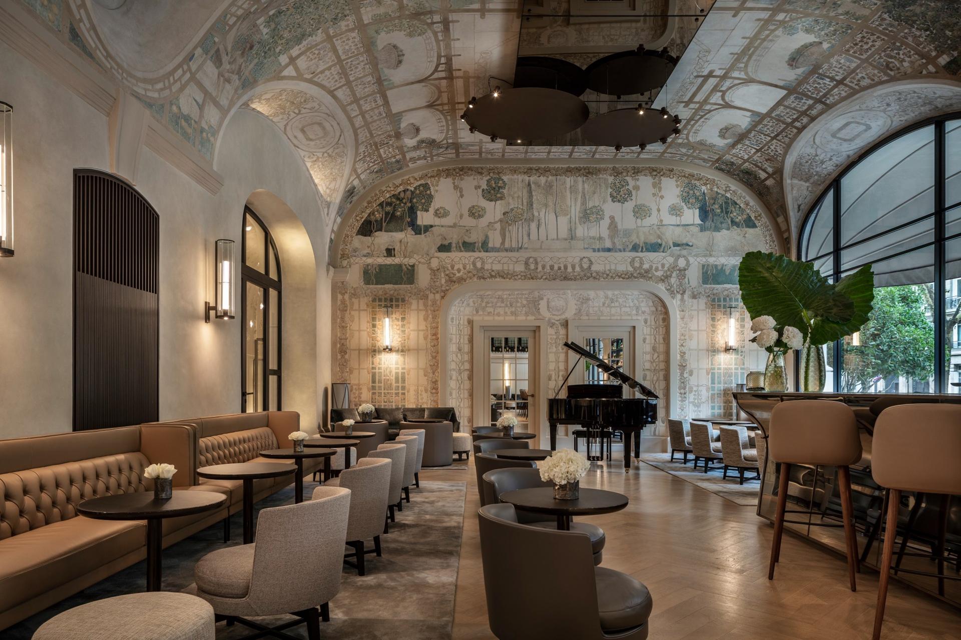 Full Buyout of Joséphine