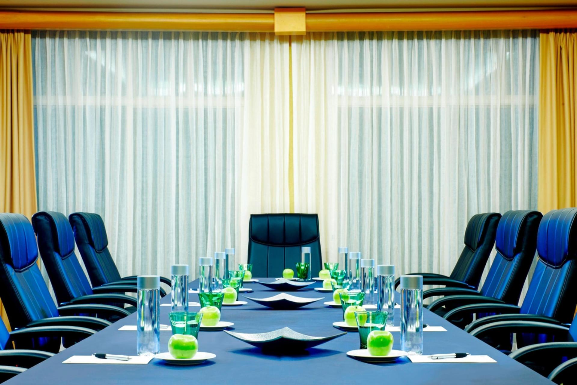 Chairman's Boardroom	