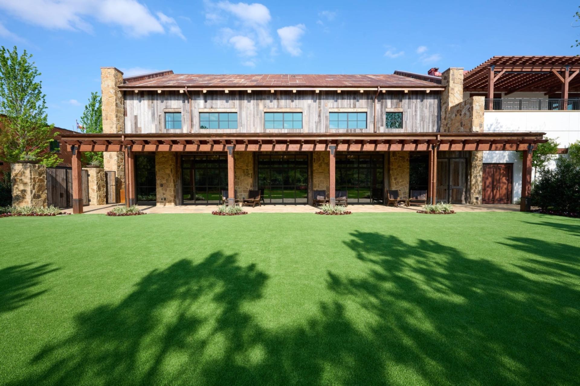 The Barn Lawn	