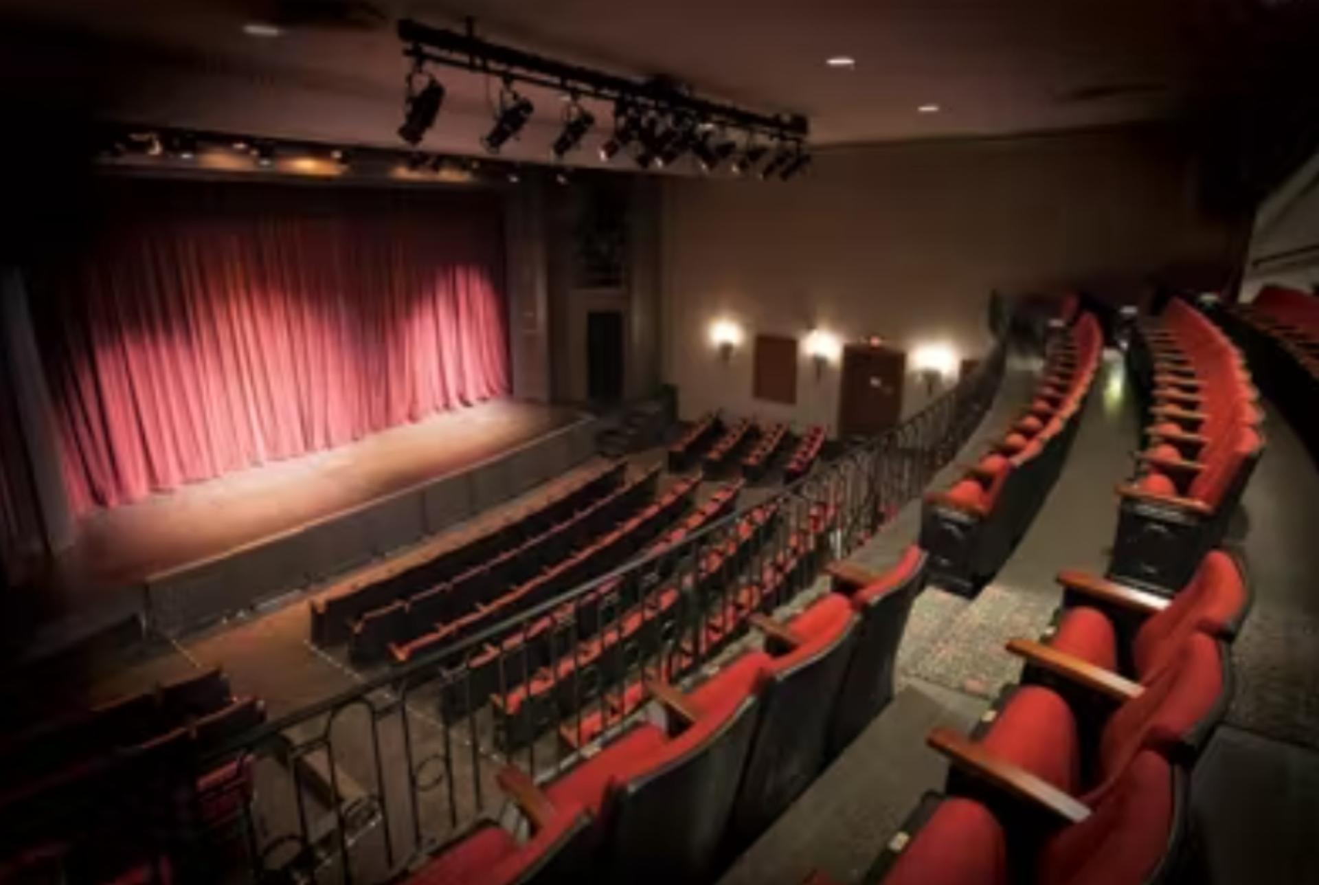 Le Petit Theatre