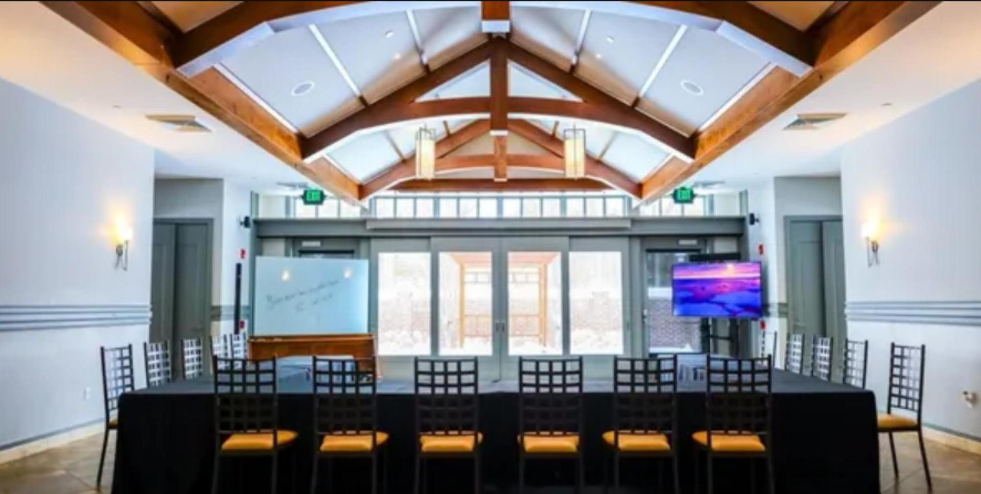  Large and Small Conference Rooms