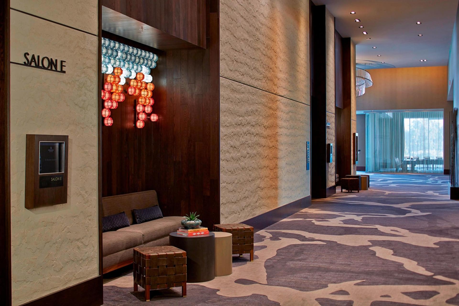 Legacy Side Foyer