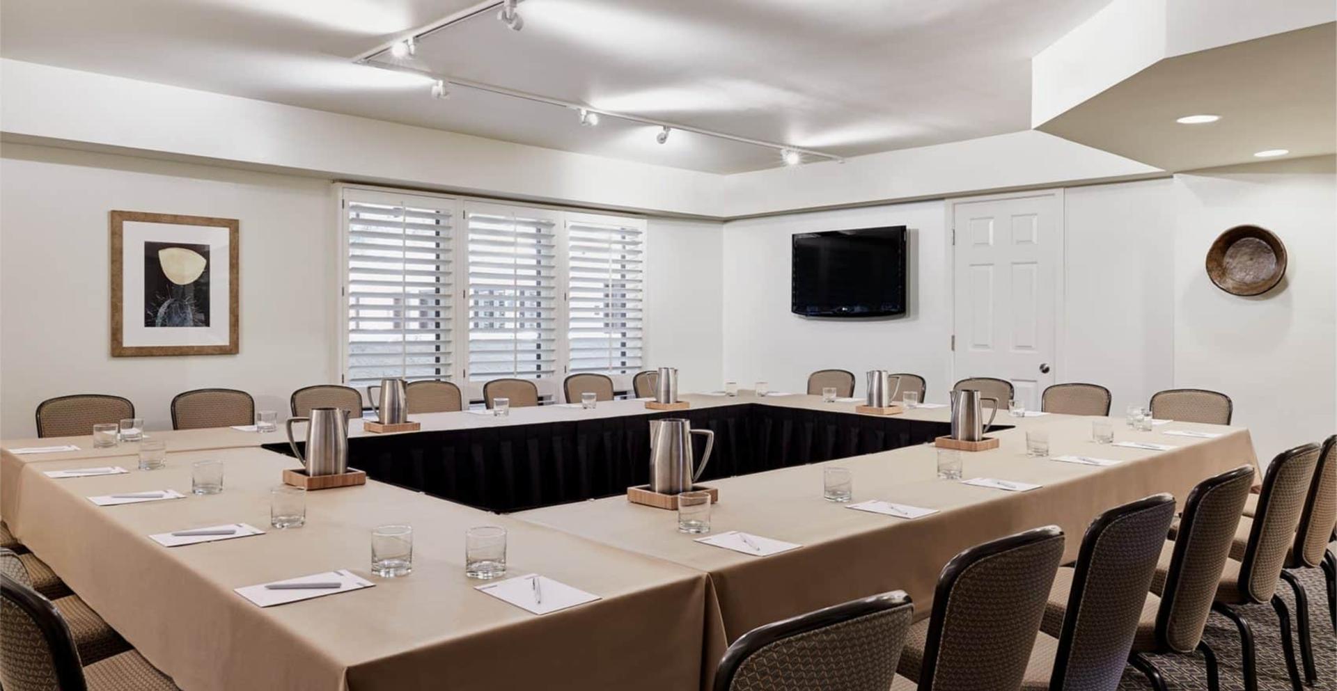 Camelback Conference Suites (10)