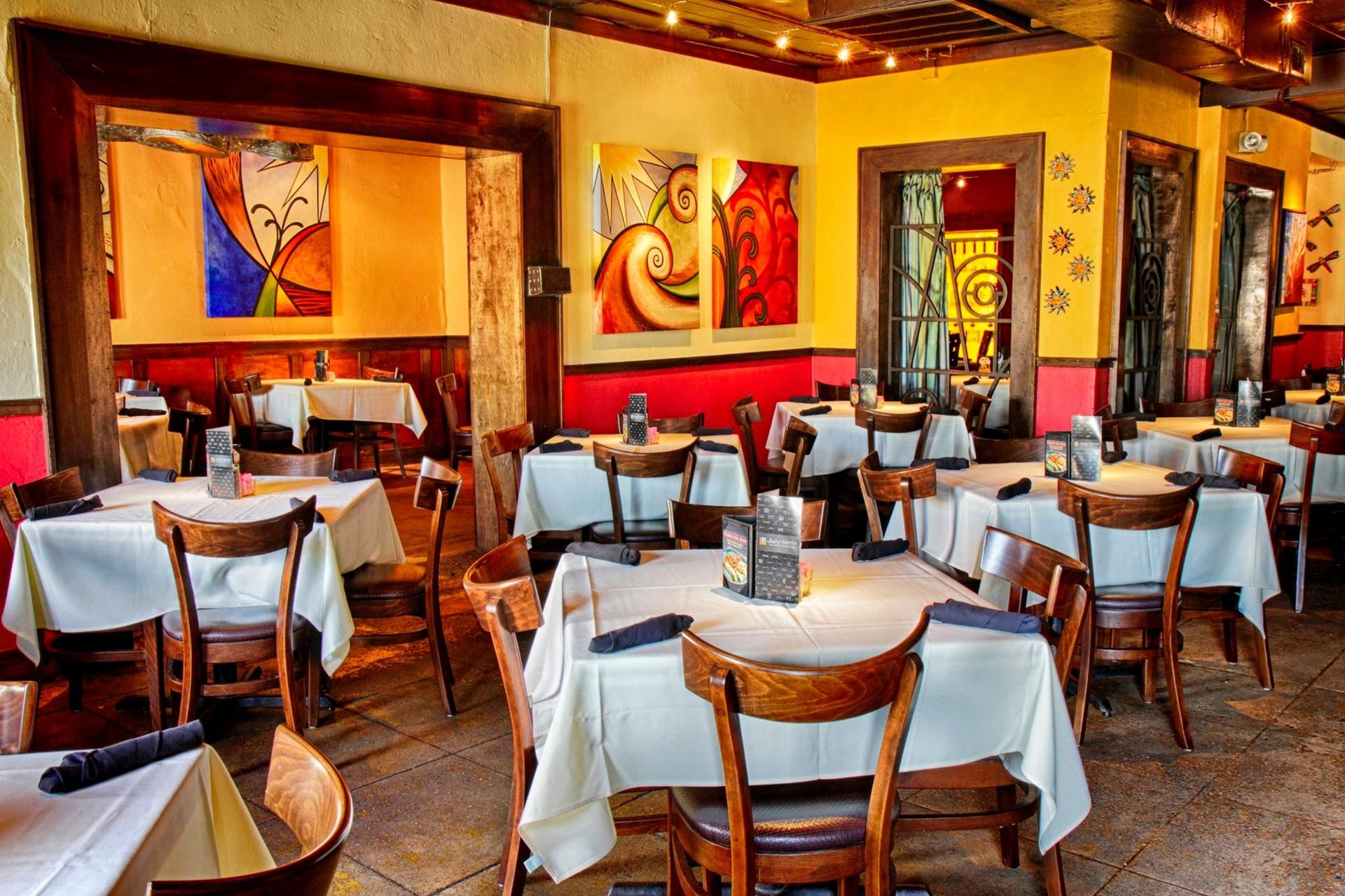 10 Boozy Brunches In Houston To Get Your Weekend Into Gear
