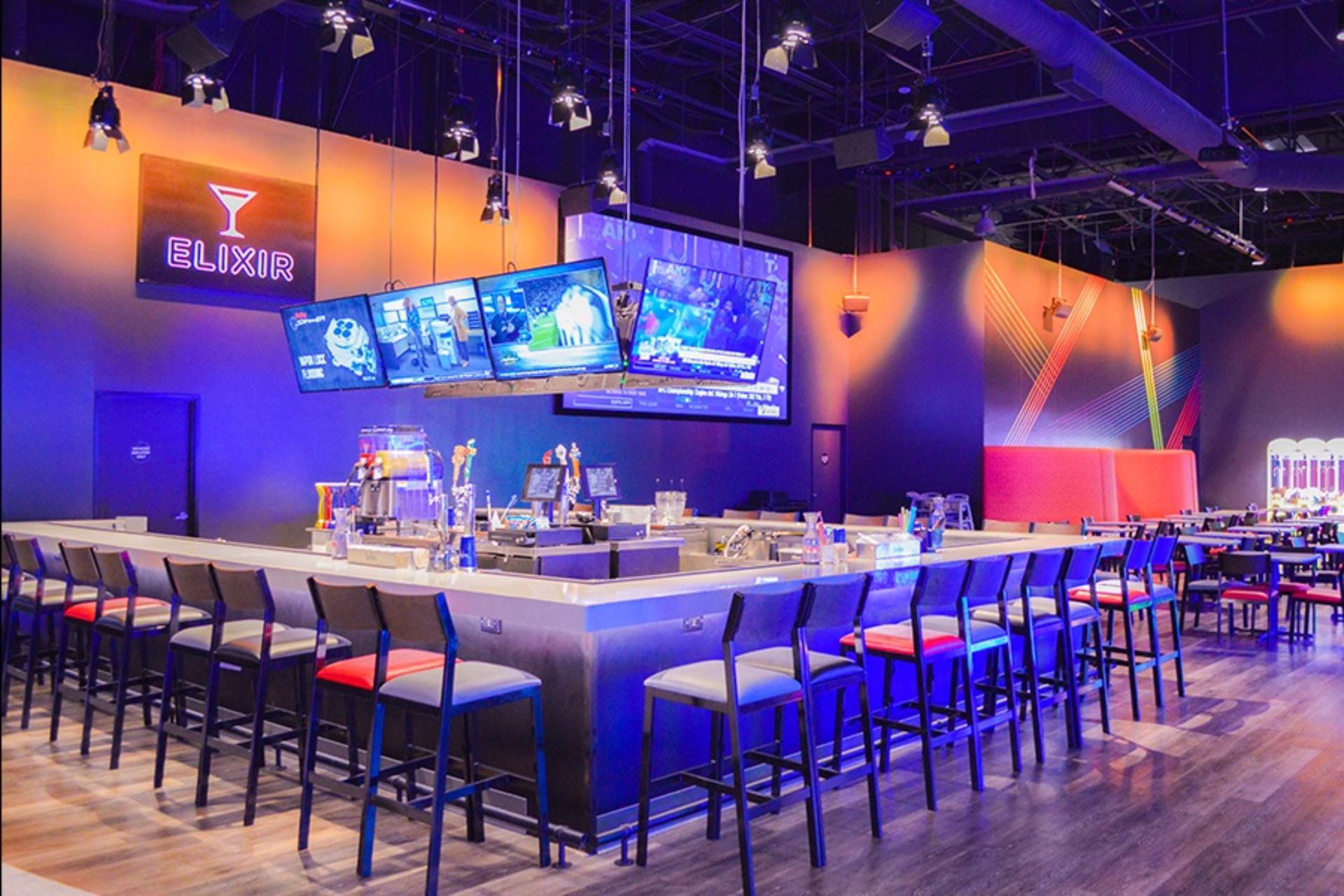 Elixir Bar & Open Seating