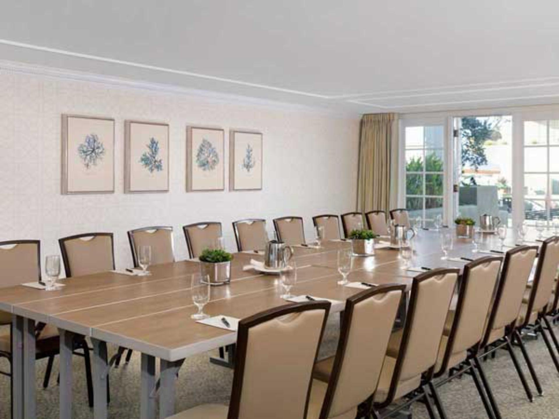 Sapphire Room