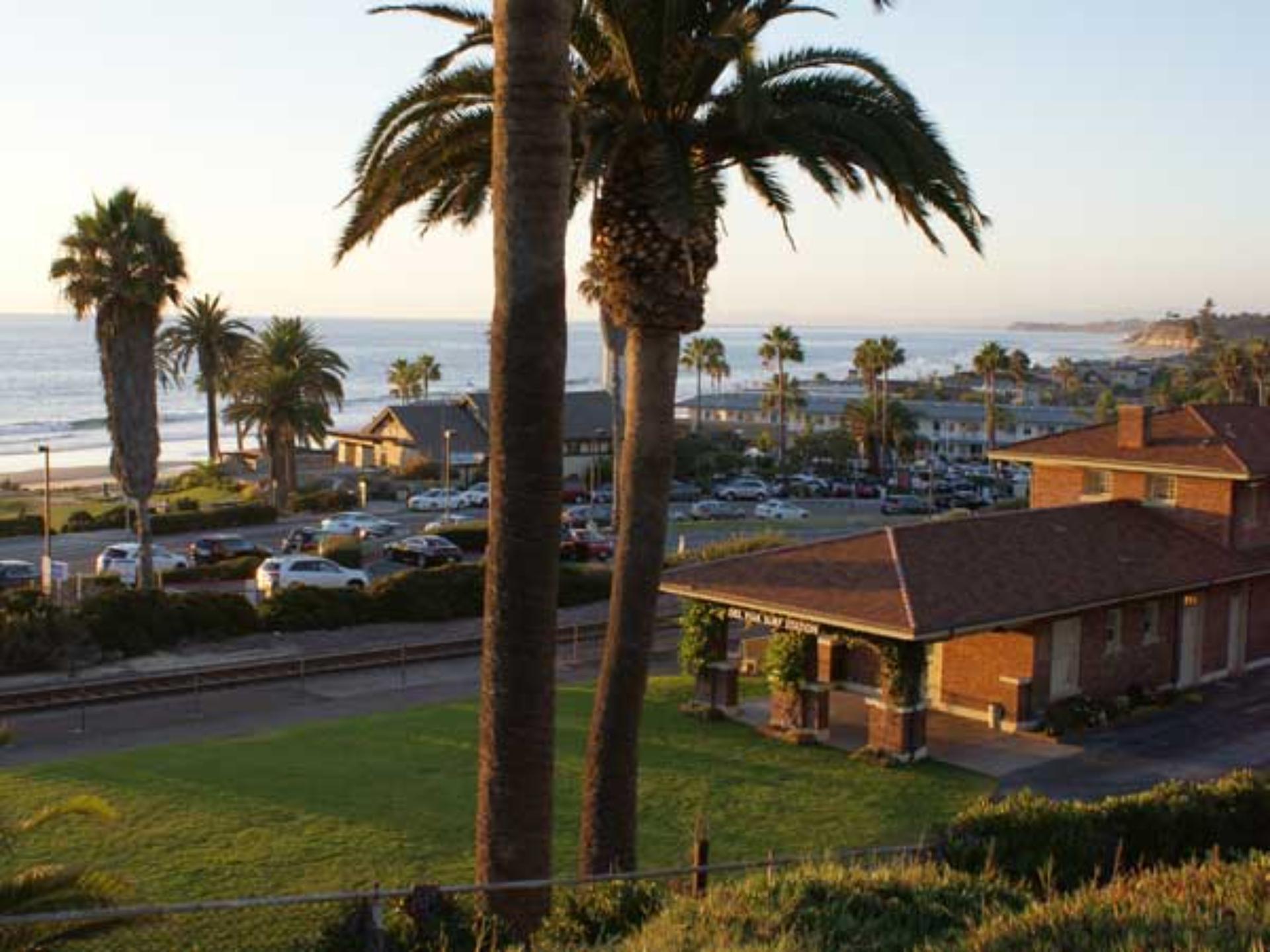 Del Mar Train Station